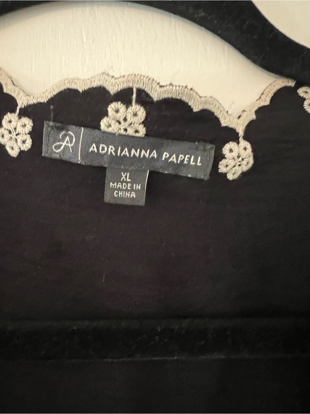 Adrianna Papell Black Embroidered Tie-Front Top size XL (Z139) - Picture 3 of 8